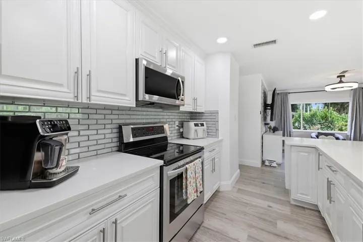 1821 Winkler Ave, Fort Myers, Florida 33901