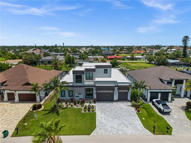 5305 Bayshore Ave, Cape Coral, Florida 33904