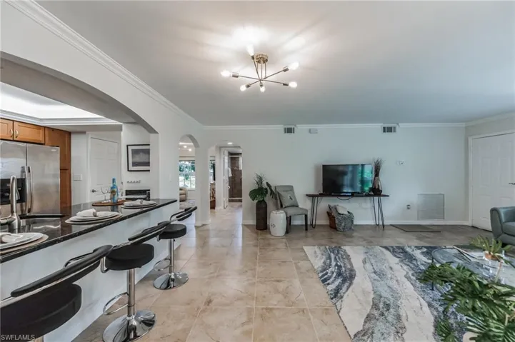 5633 Turtle Bay Dr 37, Naples, Florida 34108