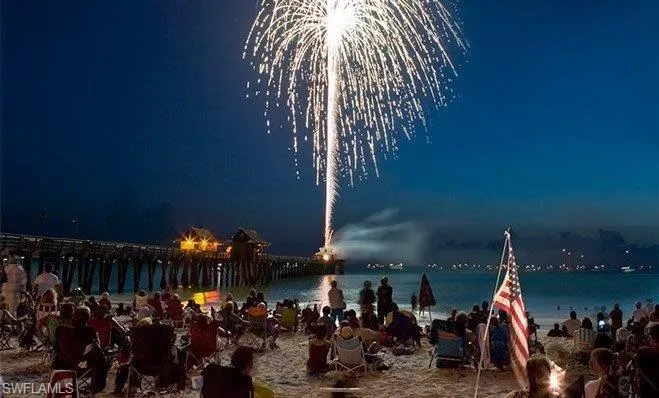 Every holiday is an event in beautiful Naples on the Gulf of Mexico!