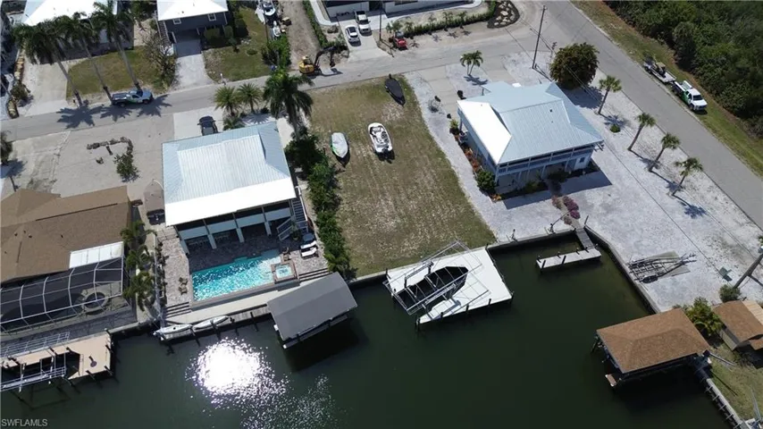 2480 Sycamore St, Other, Florida 33956