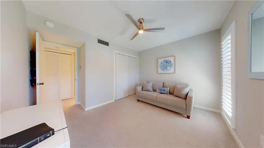 53 High Point Cir W # 203, Naples Fl 34103