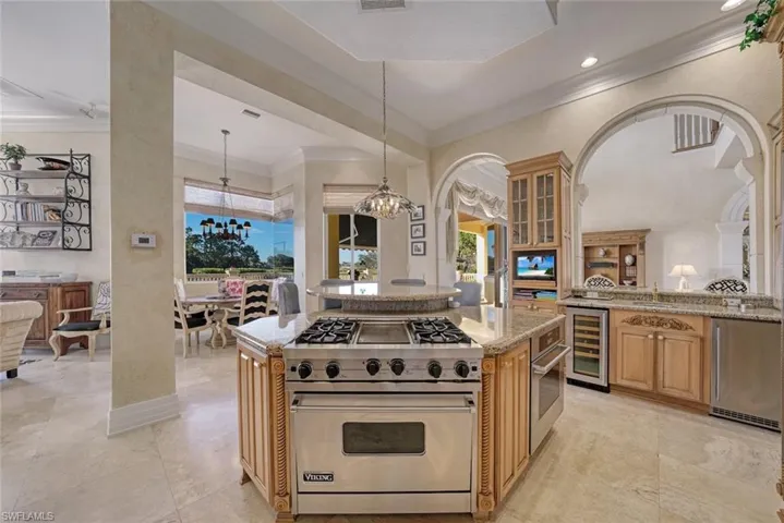 15780  Kilmarnock  DR, Fort Myers, FL 33912