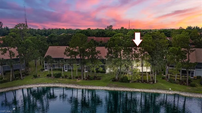2300  Hidden Lake  DR, Naples, FL 34112