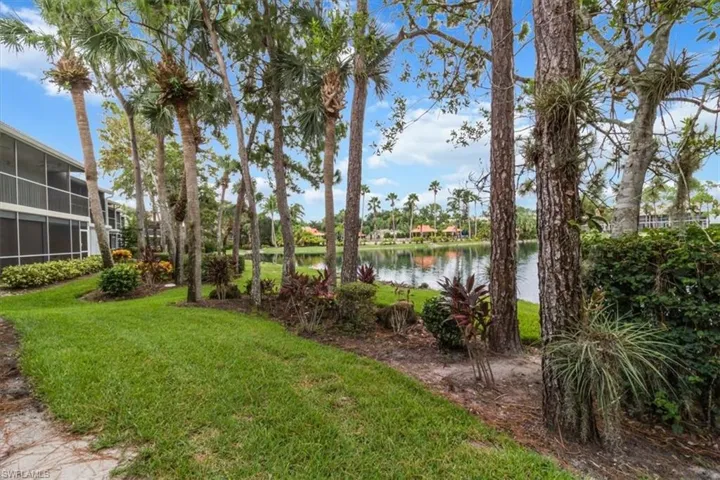 2300  Hidden Lake  DR, Naples, FL 34112