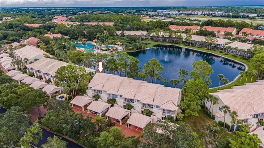 2300  Hidden Lake  DR, Naples, FL 34112
