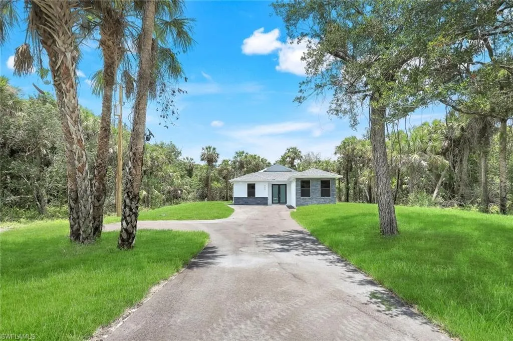 4393 32nd AVE, Naples, FL 34117,225063618