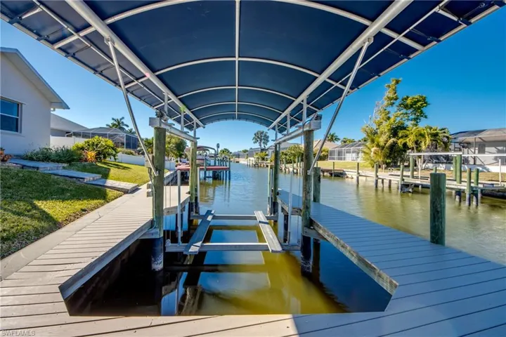 1705 Sw 44th Ter, Cape Coral, Florida 33914