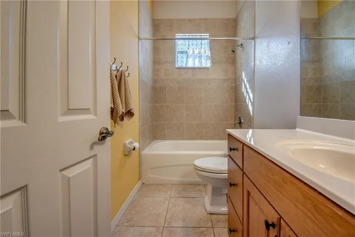 1705 Sw 44th Ter, Cape Coral, Florida 33914
