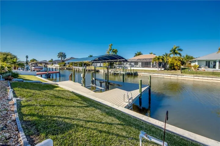 1705 Sw 44th Ter, Cape Coral, Florida 33914