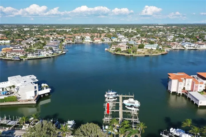BS# 26 4090  Gulf Shore N BLVD, Naples, FL 34103