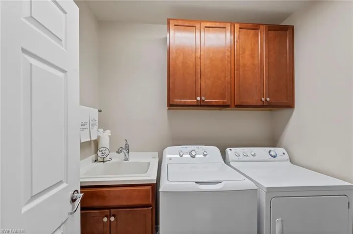 15263 Laughing Gull Ln, Bonita Springs, Florida 34135