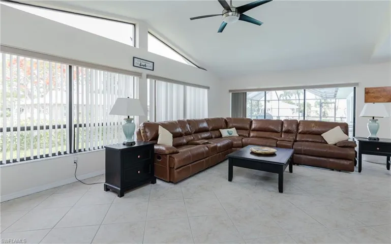 512 33rd Ter, Cape Coral, Florida 33904