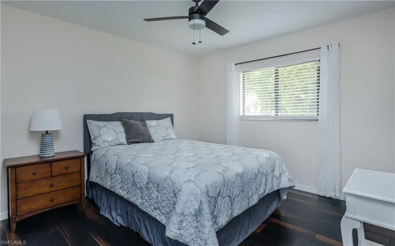 512 33rd Ter, Cape Coral, Florida 33904