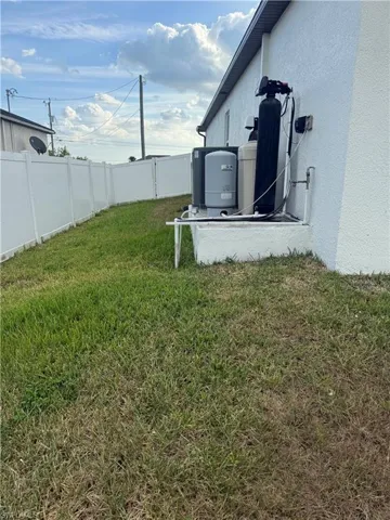 3405 Nw 9th St, Cape Coral, Florida 33993