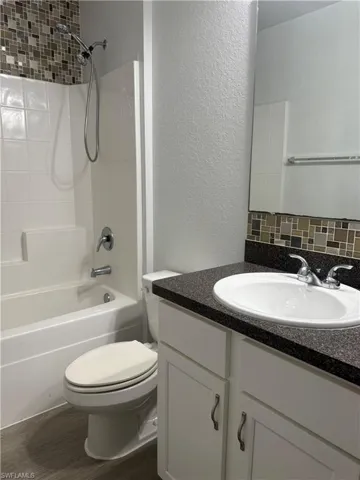 3405 Nw 9th St, Cape Coral, Florida 33993