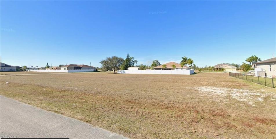 1808 NW 36th PL, CAPE CORAL FL 33993
