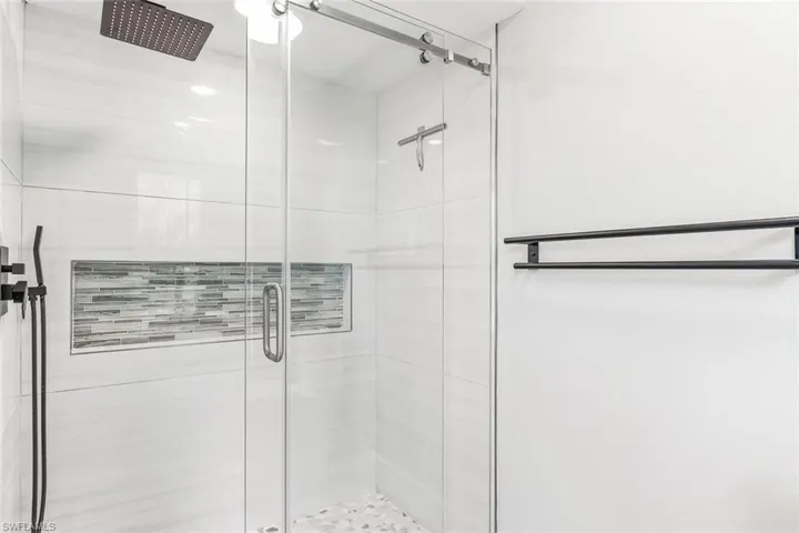Gorgeous Primary Bathroom Shower!