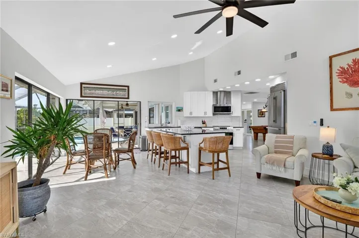 4225 2nd Ave, Cape Coral, Florida 33914