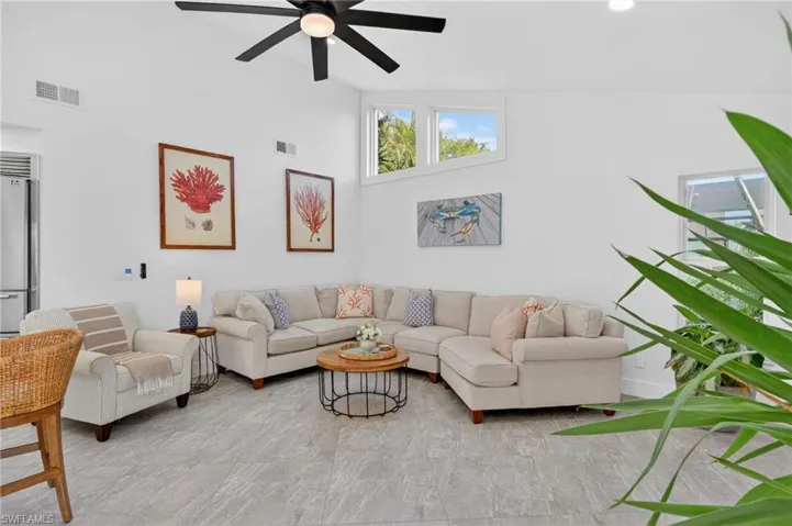 4225 2nd Ave, Cape Coral, Florida 33914