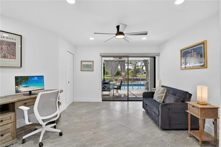 4225 2nd Ave, Cape Coral, Florida 33914