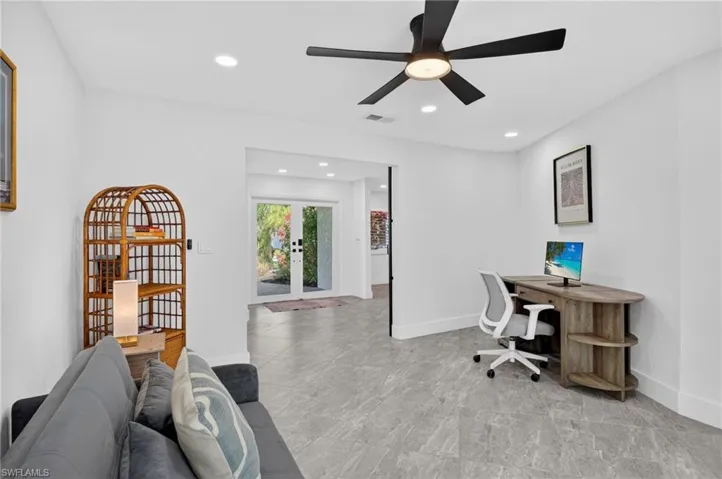 4225 2nd Ave, Cape Coral, Florida 33914