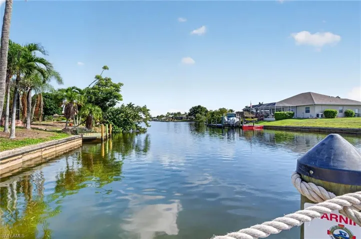 4225 2nd Ave, Cape Coral, Florida 33914