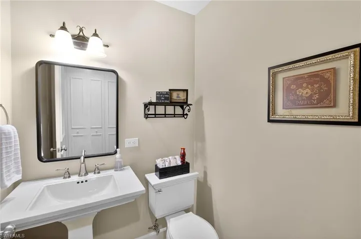 Powder room