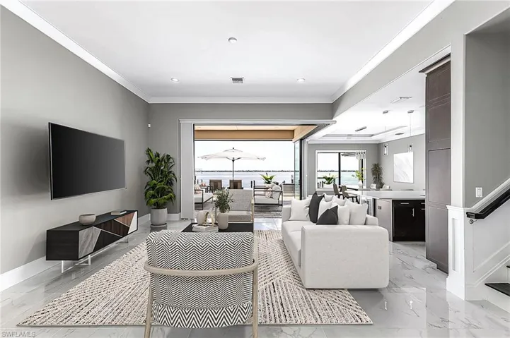 Living room with crown molding
