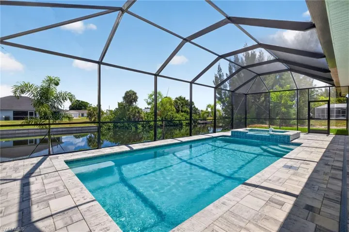 613 Sw 13th St, Cape Coral, Florida 33991