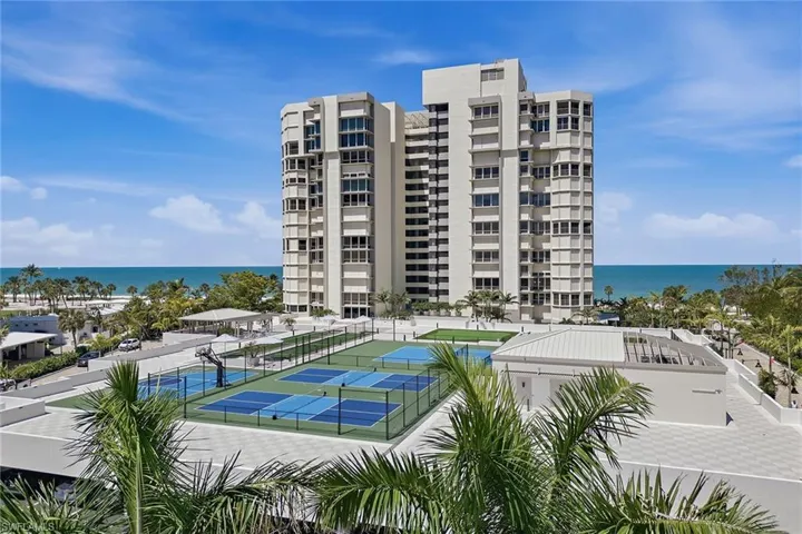 4051  Gulf Shore N BLVD, Naples, FL 34103