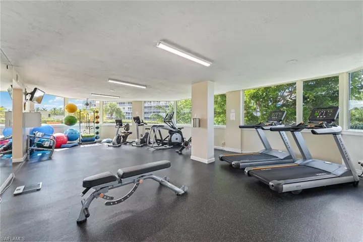 4051  Gulf Shore N BLVD, Naples, FL 34103