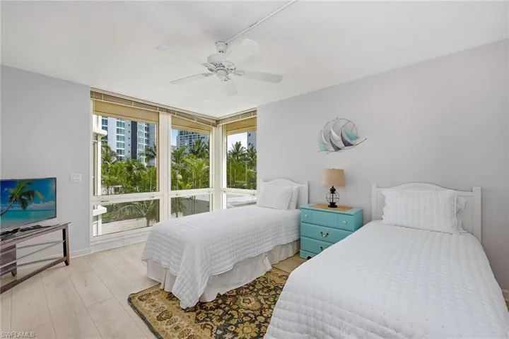 4051  Gulf Shore N BLVD, Naples, FL 34103