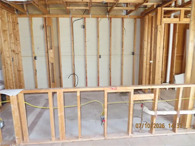 6012 Timberwood Cir 212, Fort Myers, Florida 33908