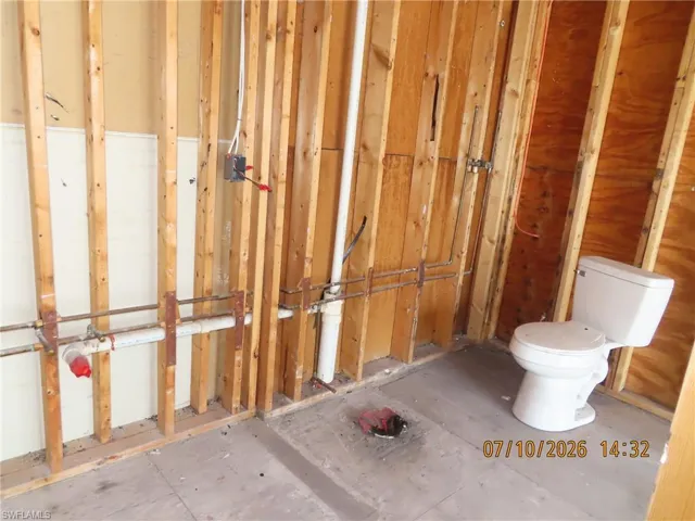 6012 Timberwood Cir 212, Fort Myers, Florida 33908