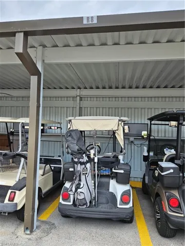 GOLF CART INCLUDED
