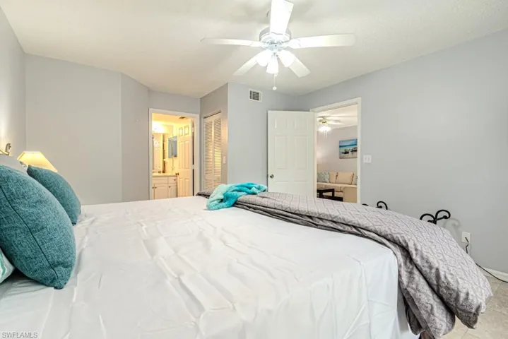 749 Landover Cir # 102, Naples Fl 34104