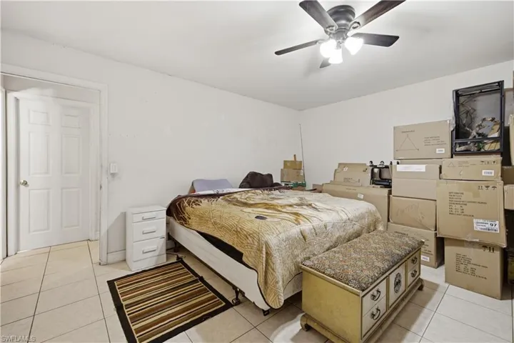 231 14th St Ne, Naples, Florida 34120