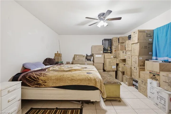 231 14th St Ne, Naples, Florida 34120
