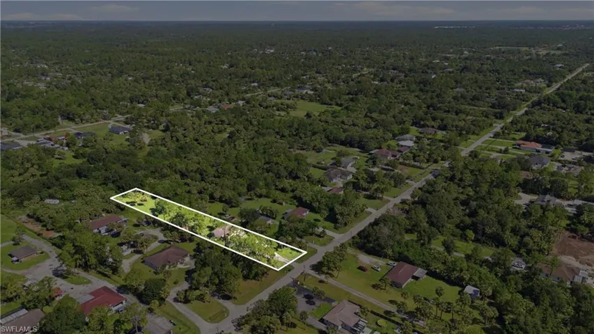 231 14th St Ne, Naples, Florida 34120