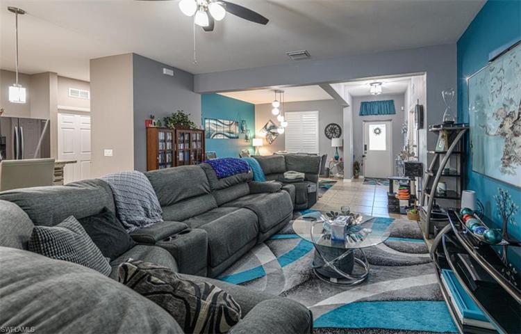 Entrance, Living/Dining