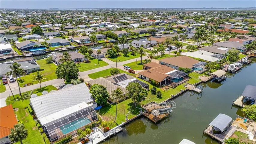 5308 Sw 11th Pl, Cape Coral, Florida 33914