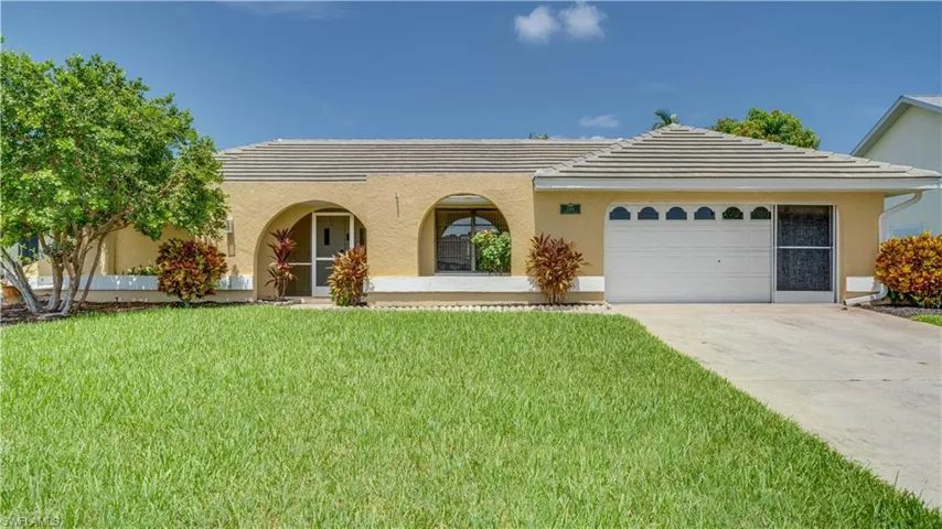 5308 Sw 11th Pl, Cape Coral, Florida 33914