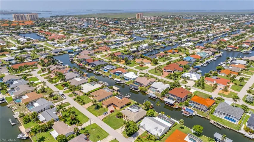 5308 Sw 11th Pl, Cape Coral, Florida 33914