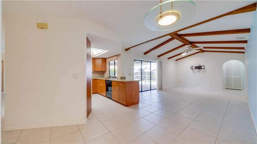 5308 Sw 11th Pl, Cape Coral, Florida 33914