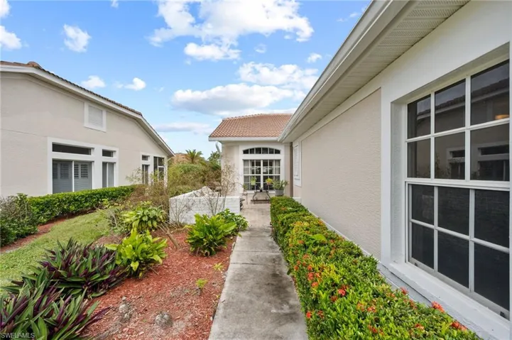 12743  Devonshire Lakes  CIR, Fort Myers, FL 33913