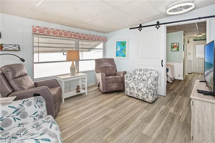 253 Caravan Cir, North Fort Myers, Florida 33903