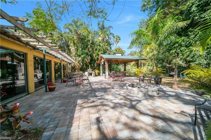 184 W Mariana Ave, North Fort Myers, Florida 33903