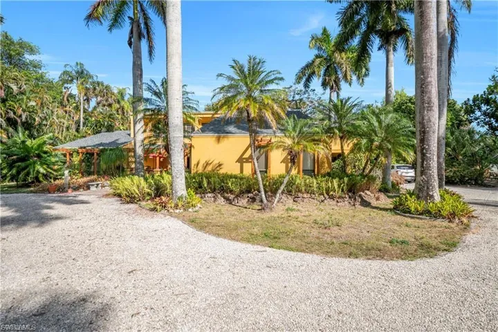 184 W Mariana Ave, North Fort Myers, Florida 33903