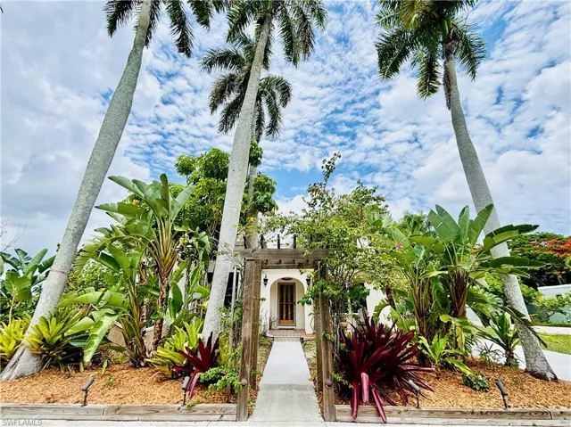 1717 Sunset Pl, Fort Myers, Florida 33901